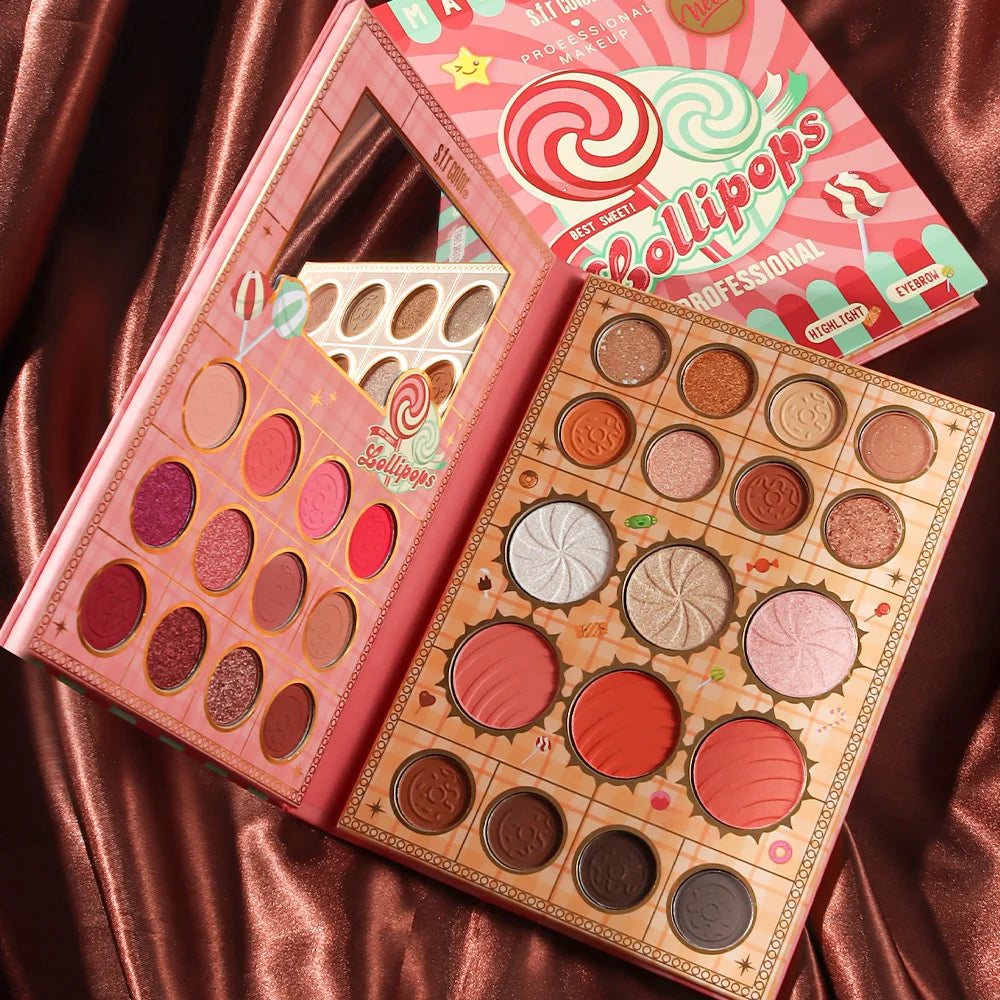 Professional All In One Makeup Kit With Blush And Eyeshadow