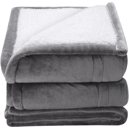 SucceBuy Electric Heated Blanket Featuring Flannel Sherpa Auto Off