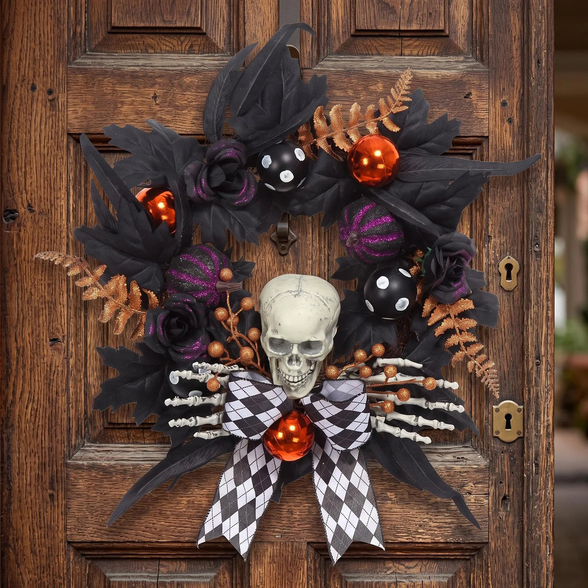 HiMISS Gothic Skeleton Halloween Wreath With Skull Hands And Pumpkins
